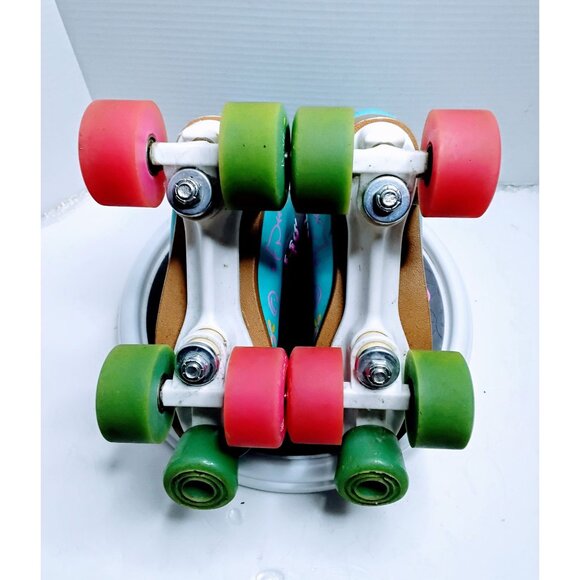 Epic Skates Girls Size 3 Roller Skates With Multicolor Wheels & Pink Laces - Picture 4 of 9